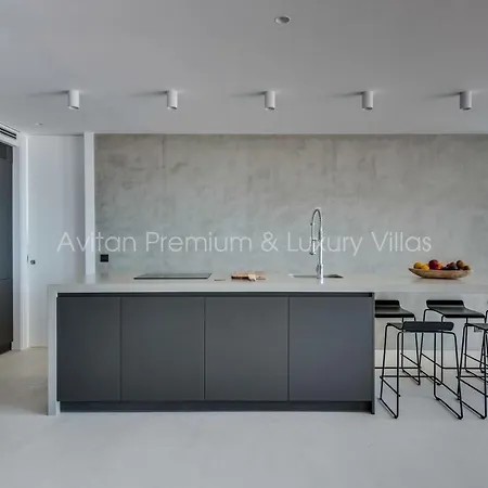 Avitan Premium & Luxury *