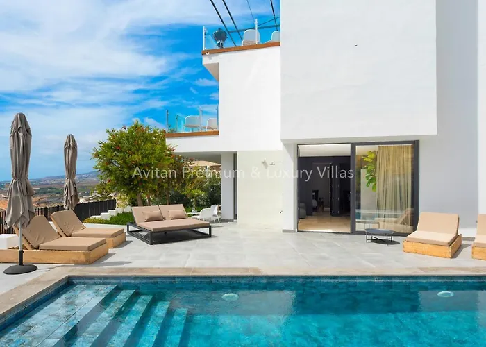 Вилла Avitan Premium & Luxury *