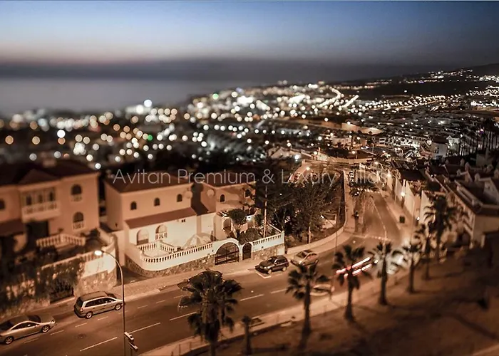 Вилла Avitan Premium & Luxury *