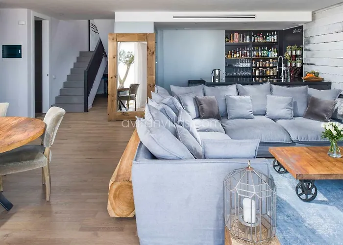 Avitan Premium & Luxury Адехе