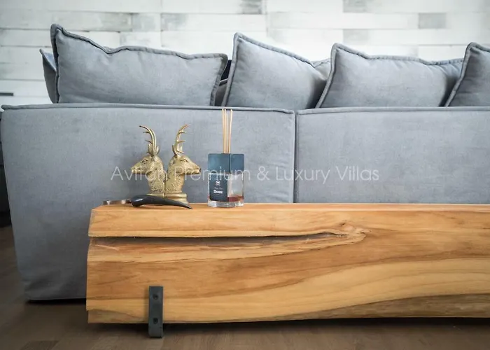 Avitan Premium & Luxury Адехе